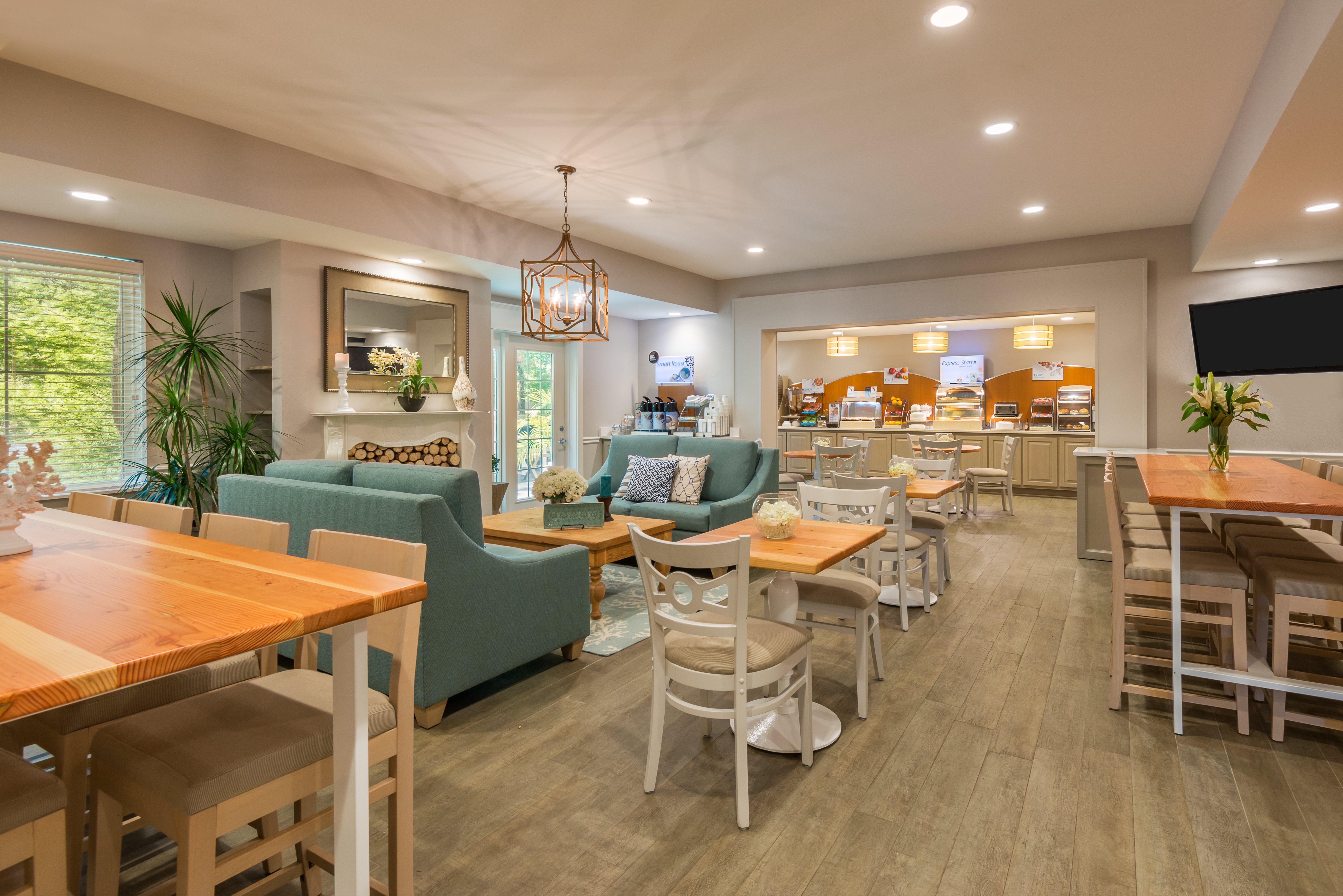 Holiday Inn Express Fairhope - Point Clear By Ihg Exterior foto